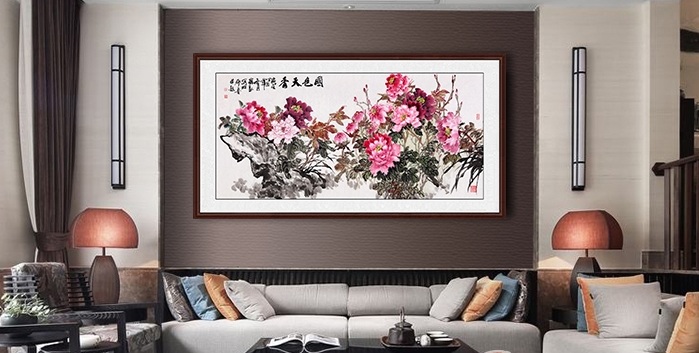 客厅装饰画：家里客厅装饰画挂什么好？这些国画花鸟画难以拒绝，太优秀了，国画牡丹、九鱼图、孔雀图、国画梅花、国画牡丹锦鸡图