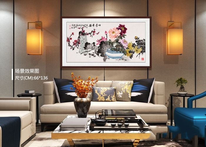 客厅装饰画：客厅沙发背景挂画选什么？国画梅花、国画牡丹、孔雀图等花鸟画即养眼又好风水