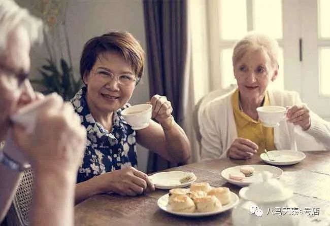 六种茶饮十种食物让你瞬间年轻十岁