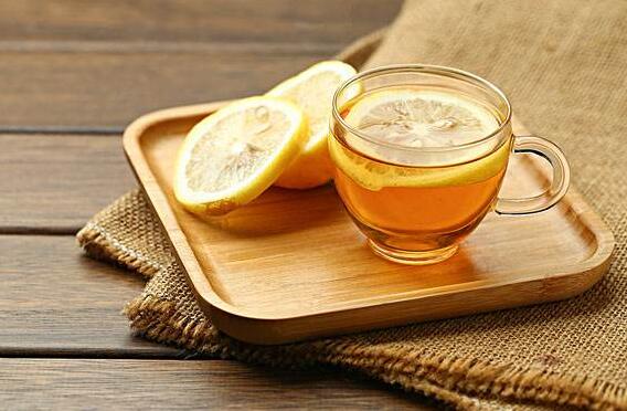 冰柠檬红茶如何做 冰柠檬红茶的制作方法